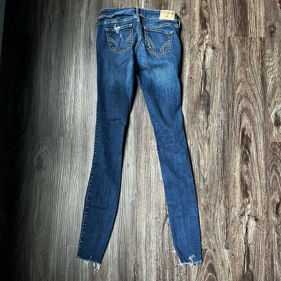 Hollister Women's 25/30 Dark Wash Super Skinny Low Rise Distressed Jeans - Picture 3 of 6